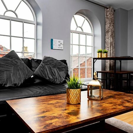 The Glyndwr - Berwyn House Daire Wrexham Dış mekan fotoğraf